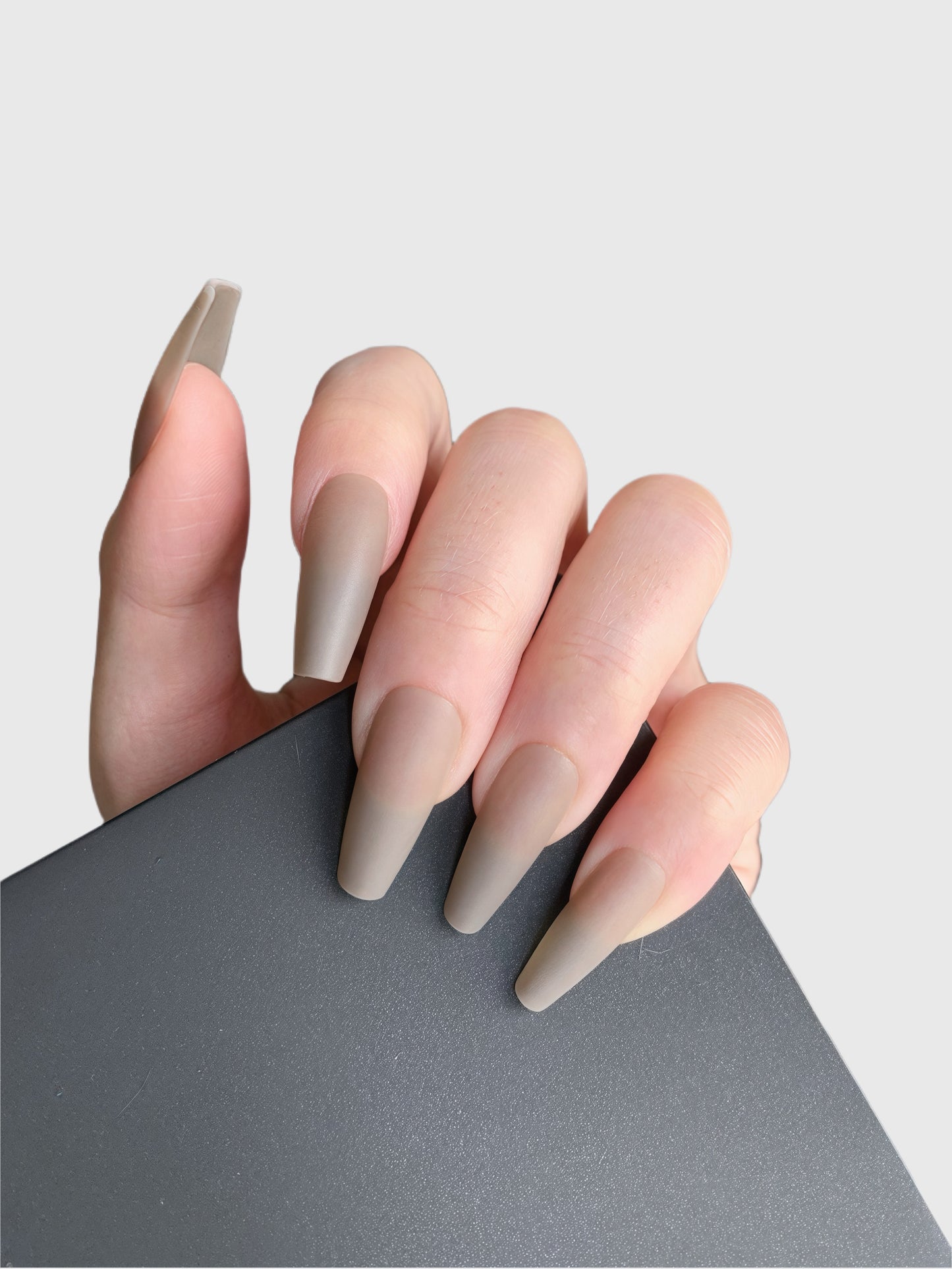 MATTE BLISS-PRESS ON NAILS