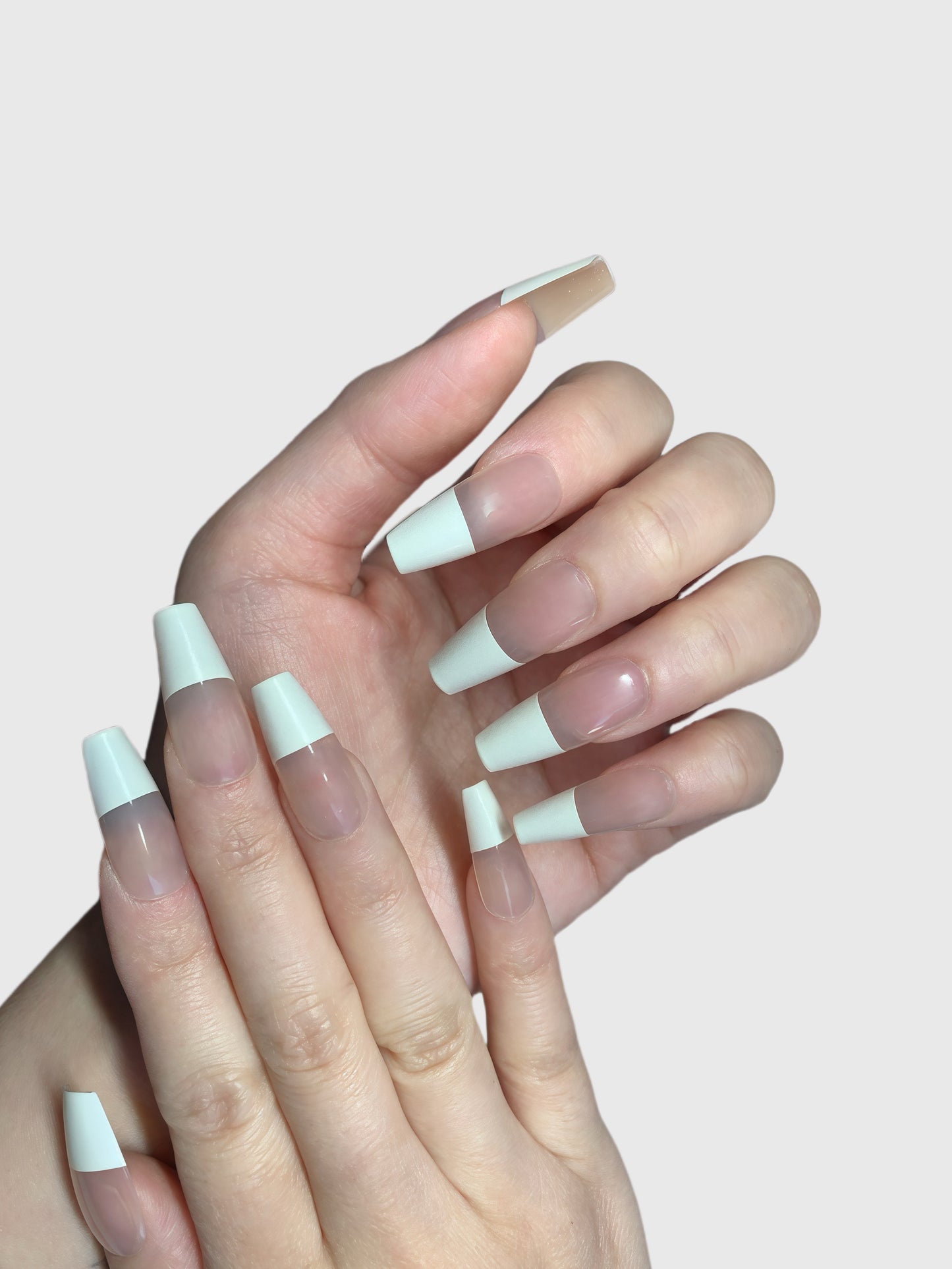 TIP OFF-PRESS ON NAILS
