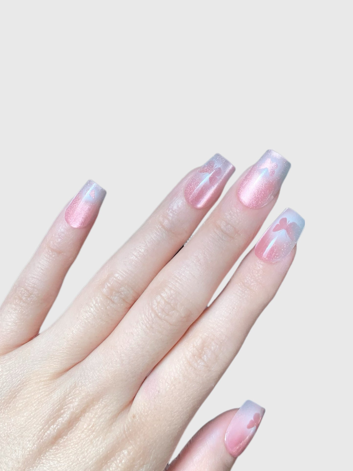 PINK FLUTTER-PRESS ON NAILS