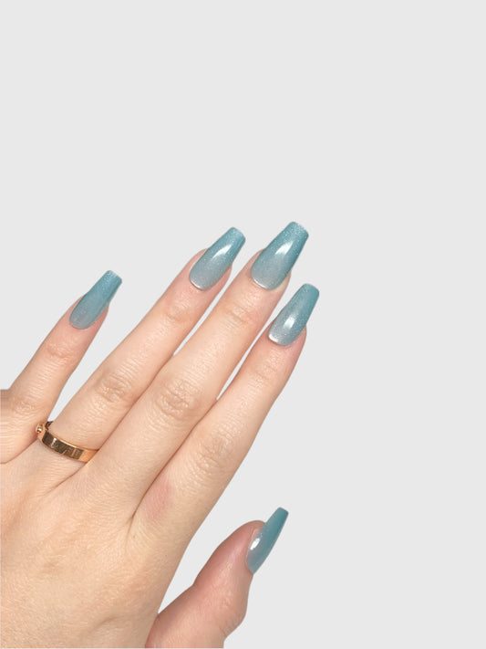 TEAL WHISPER-PRESS ON NAILS